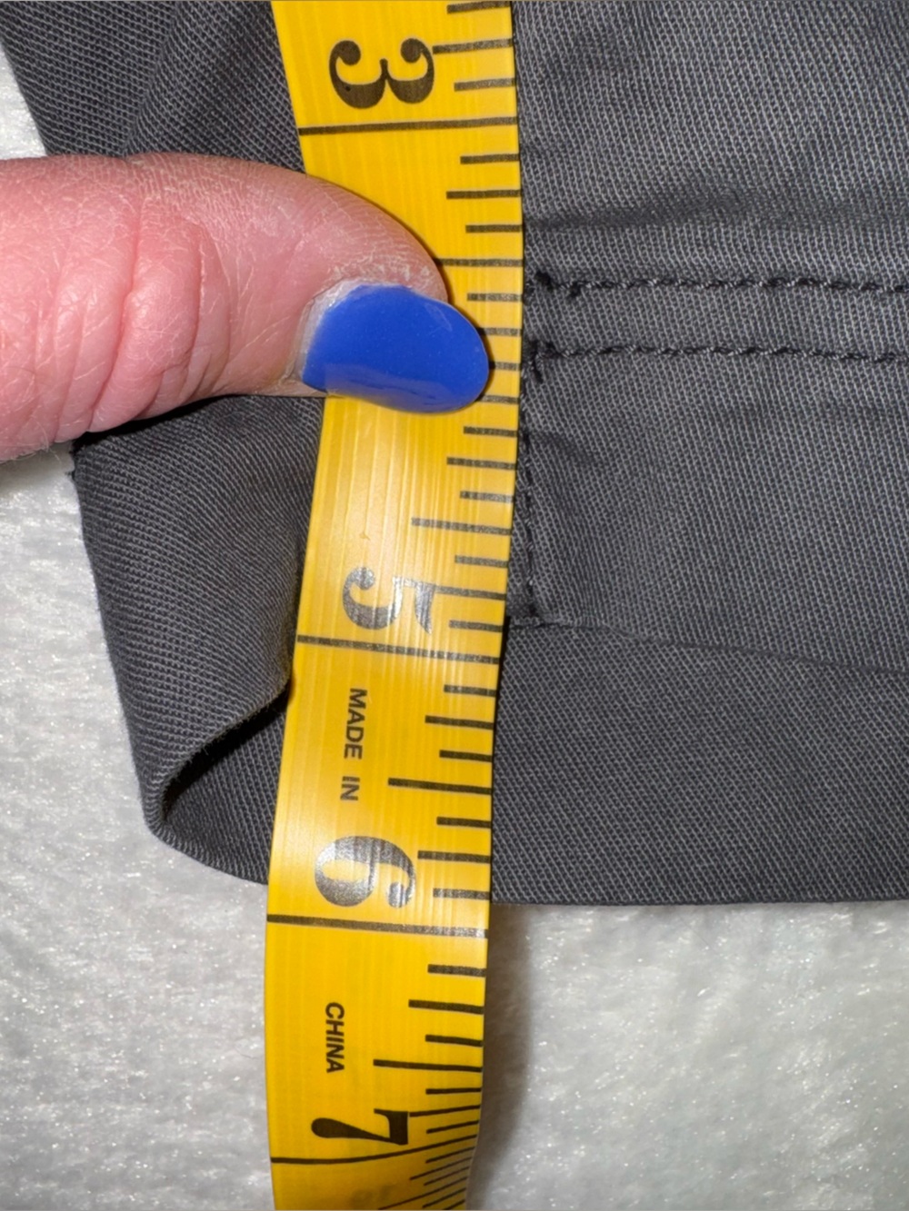 Women's Grey Old Navy Casual Stretch Shorts - Picture 6 of 6
